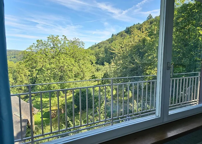 Little Rhineview Chateau